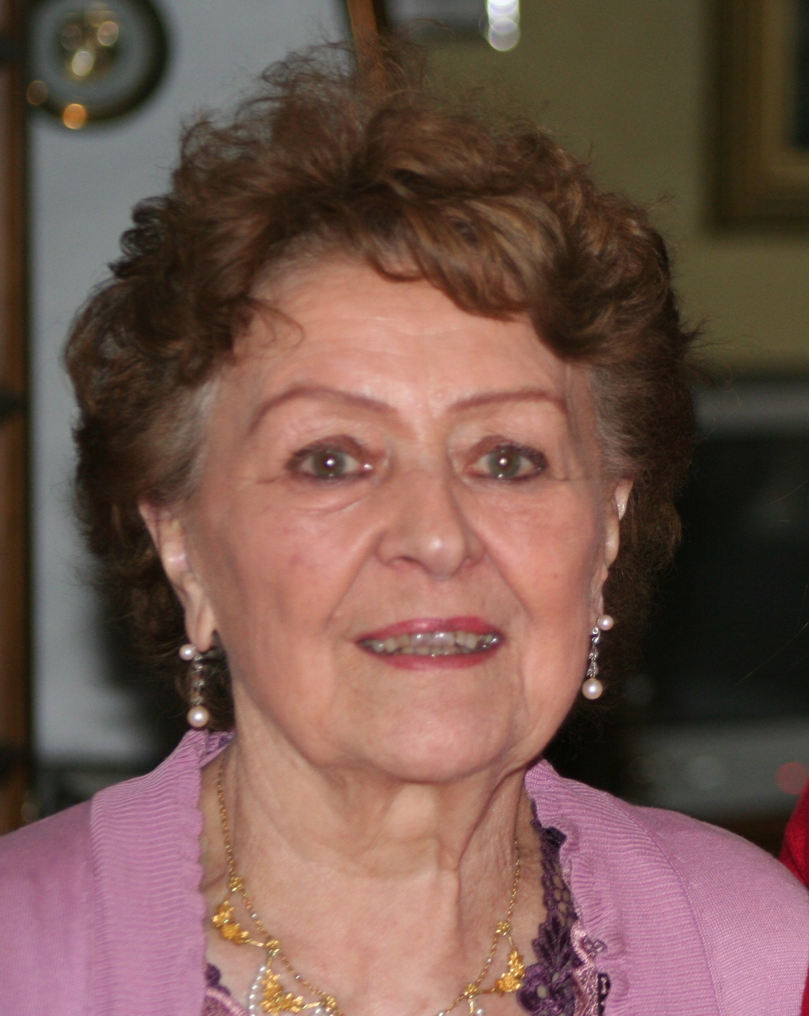 Madame Claudine BAES née BRUNEEL