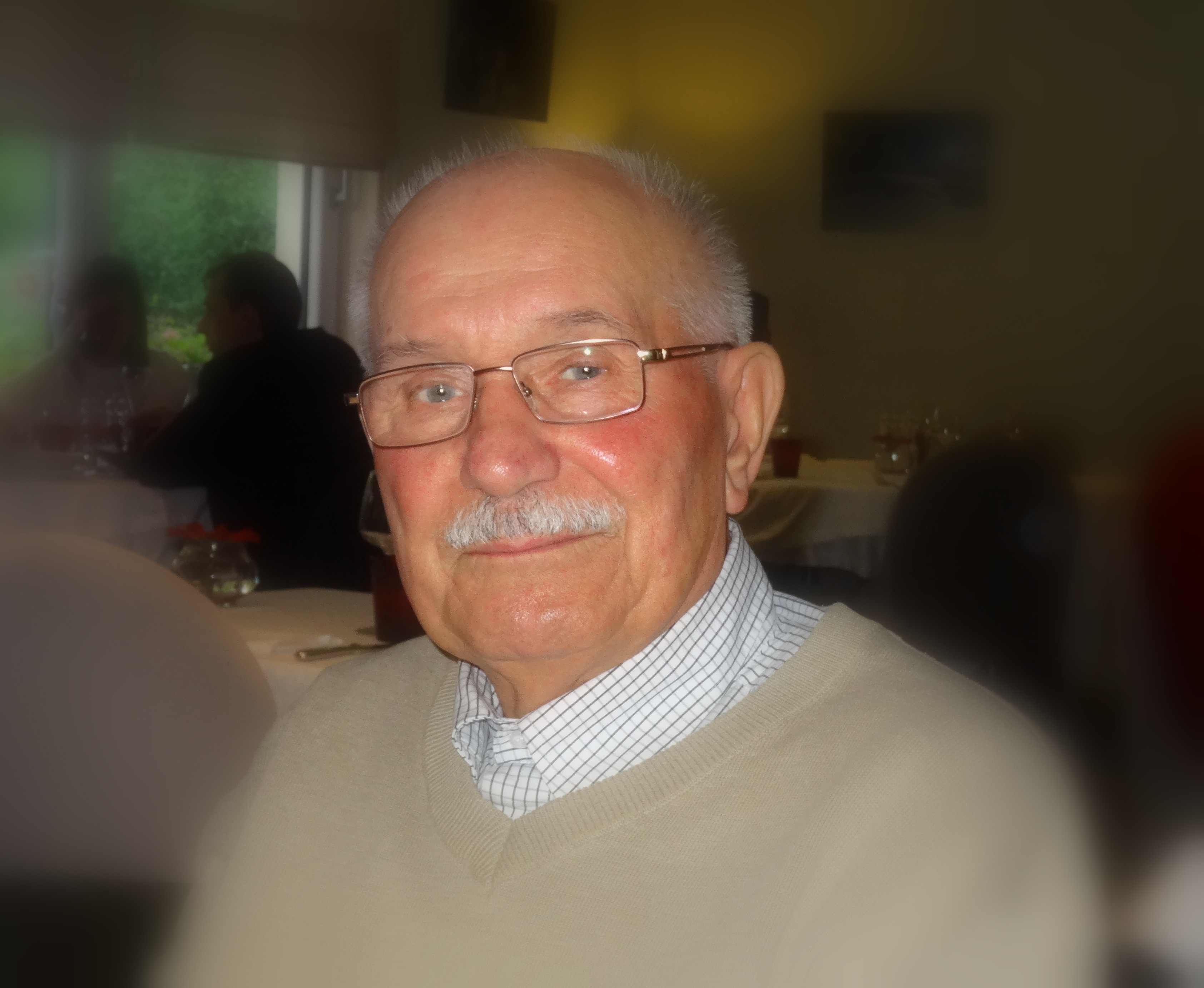 Monsieur René DUCHÊNE