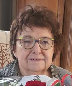 Madame Léone LARTISIEN née GUILLOIS