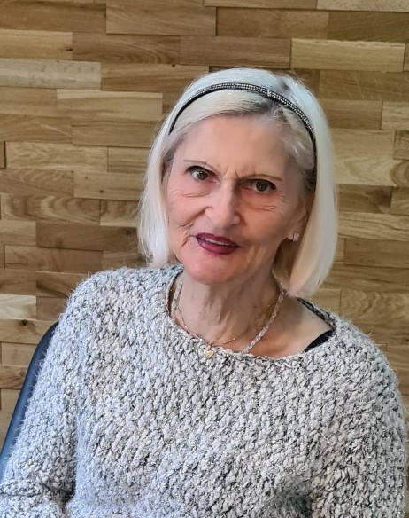 Madame Chantal RAVENEL