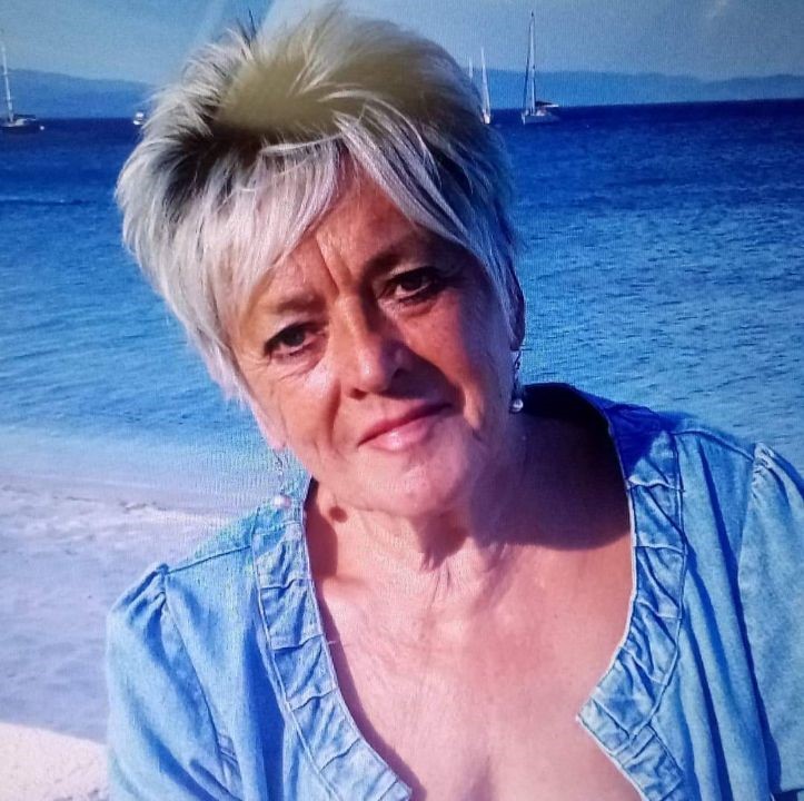 Madame Sylviane DELAHAYE