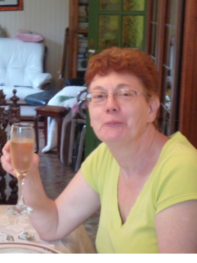 Madame Liliane FAUQUEMBERGUE