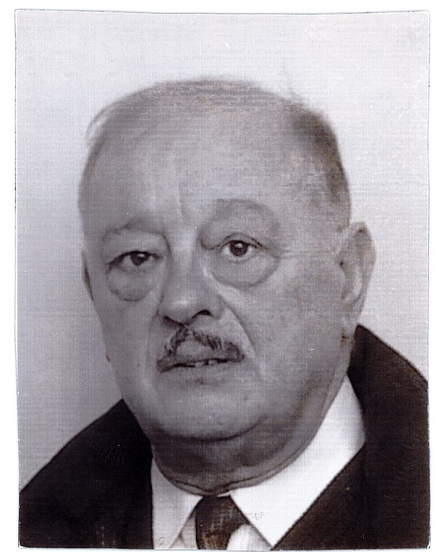 Monsieur André FLAHOU