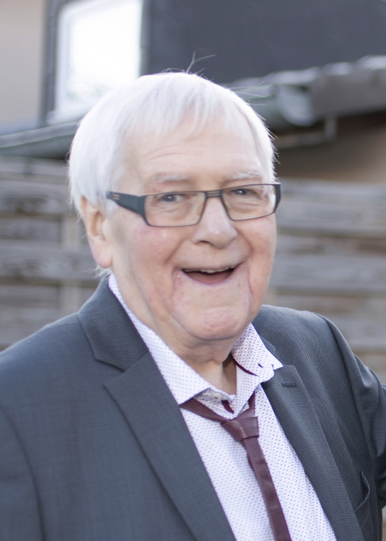 Monsieur Claude, Pierre WILHELM