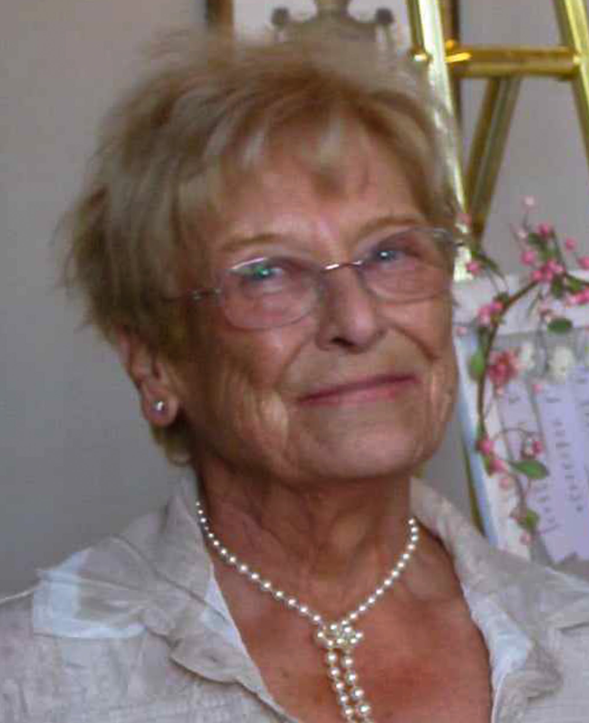 Madame Françoise Antoinette Marie VAN TICHELEN née TURLUR