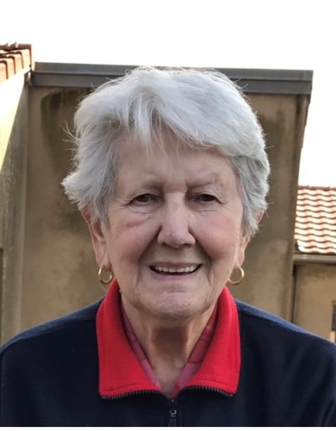 Madame Renée DOUA née LÉMOND