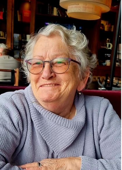 Photo de profil de Madame Madeleine DELY