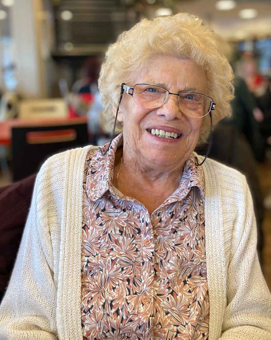 Photo de profil de Madame Simone DINGREVILLE
