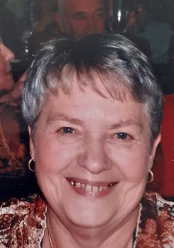 Madame Josiane PLESSIET née LAURENT