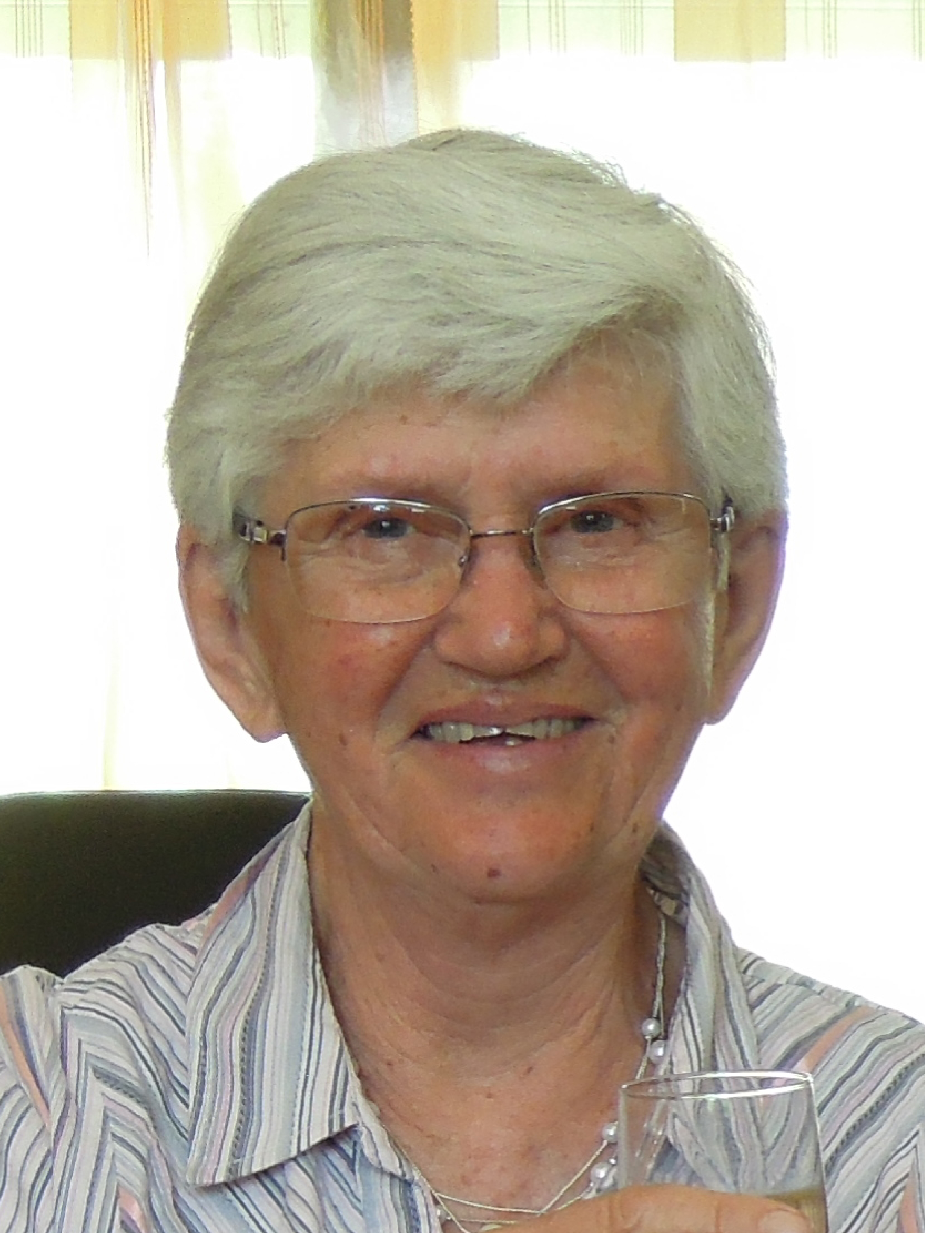 Madame Eliane CALVEZ née GLINEC