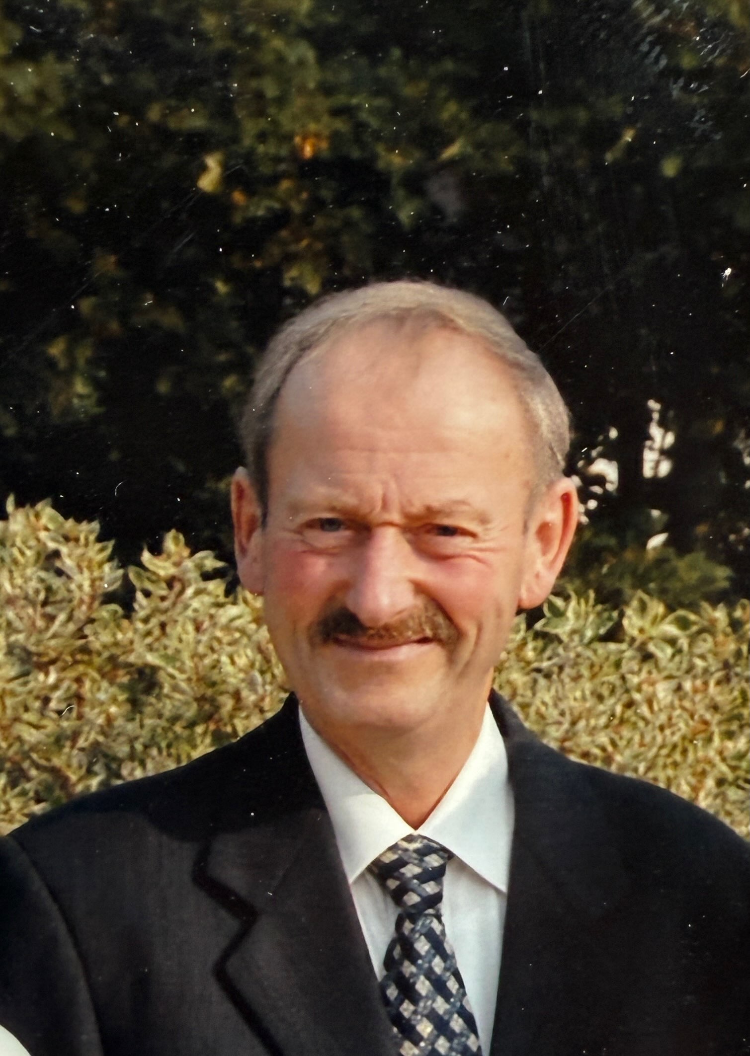 Monsieur Francis CARTON