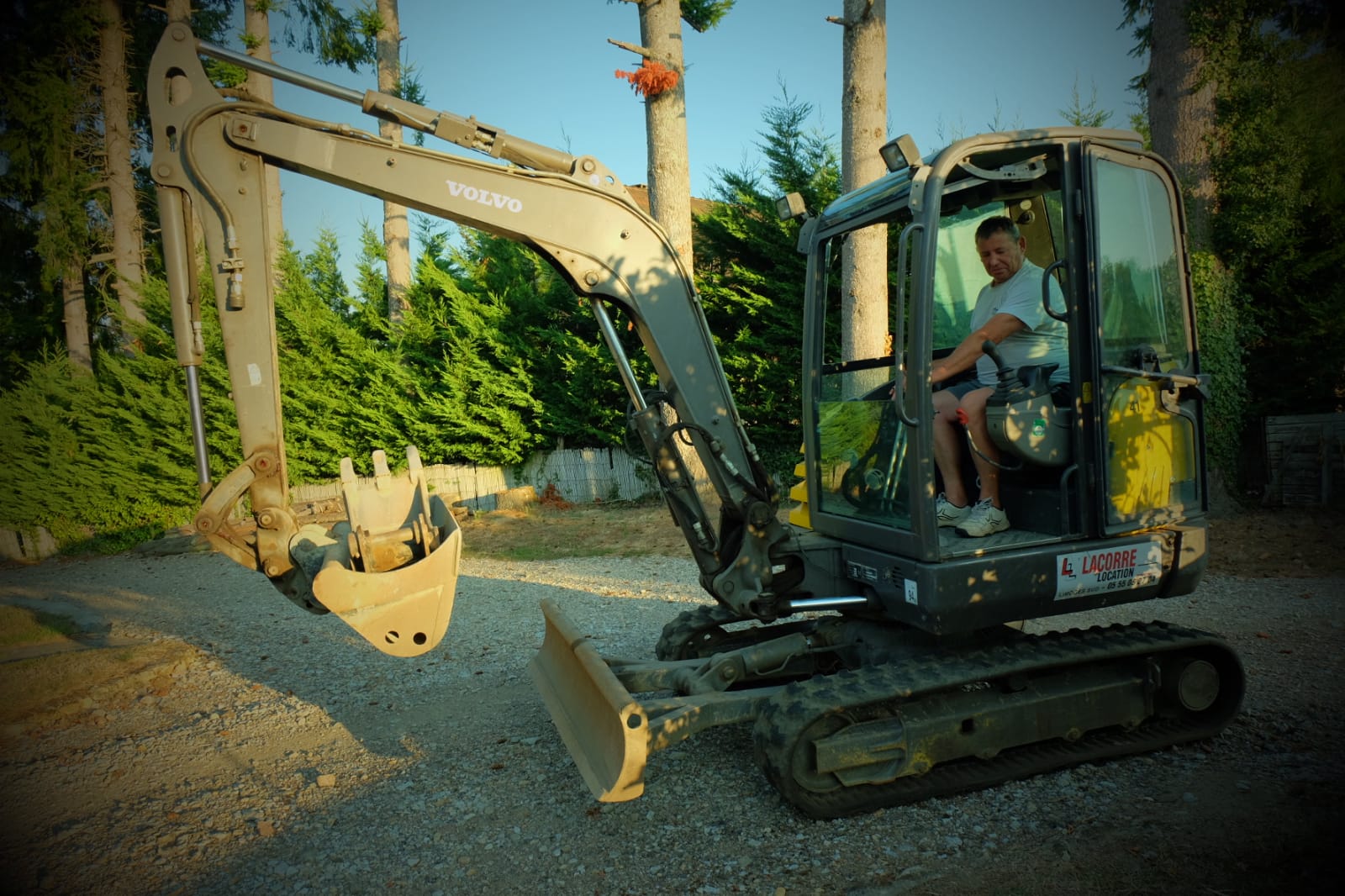 Monsieur Didier TOSCANI