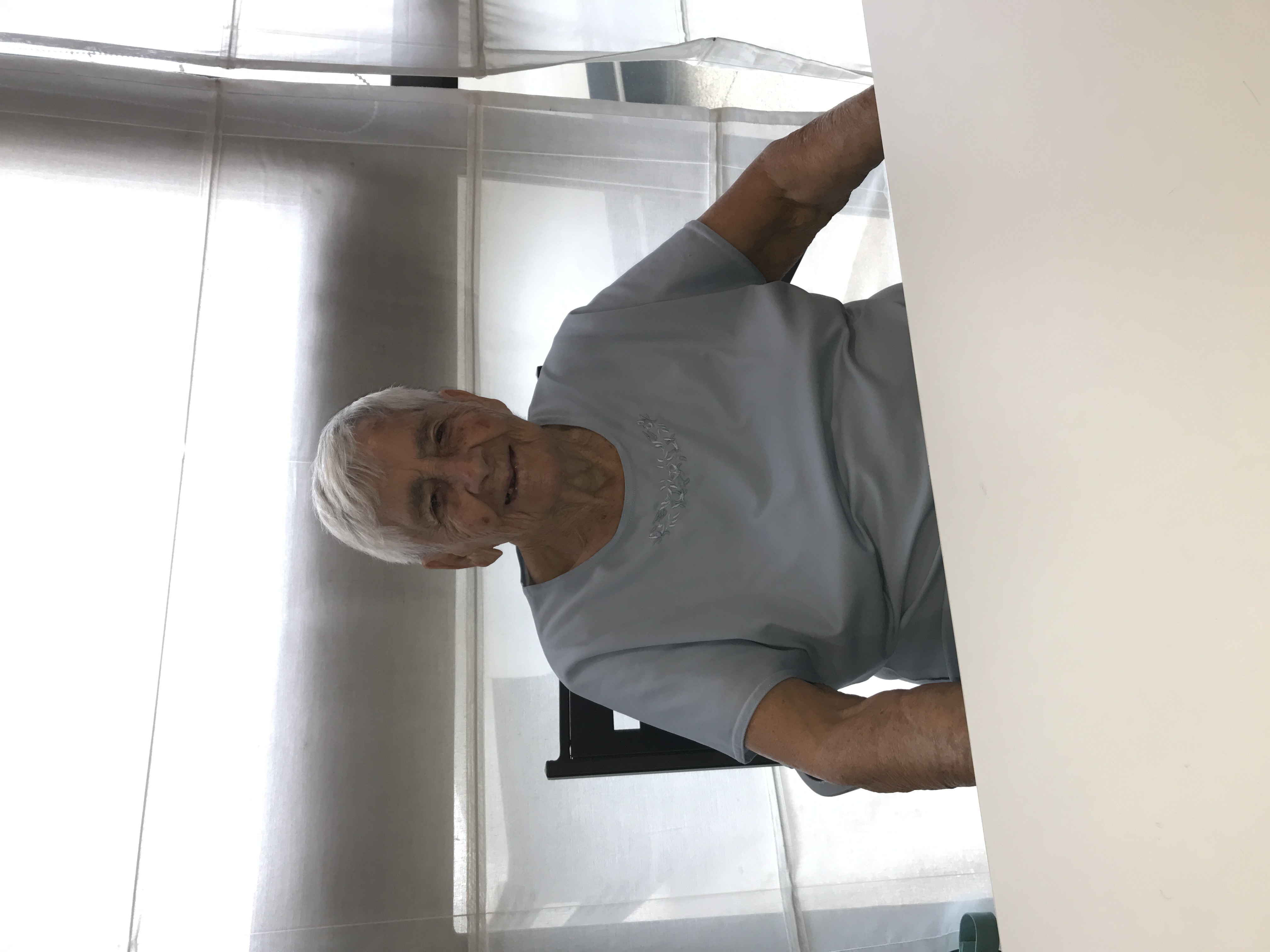 Madame Carmen MOLINA née GUERRERO RUIZ