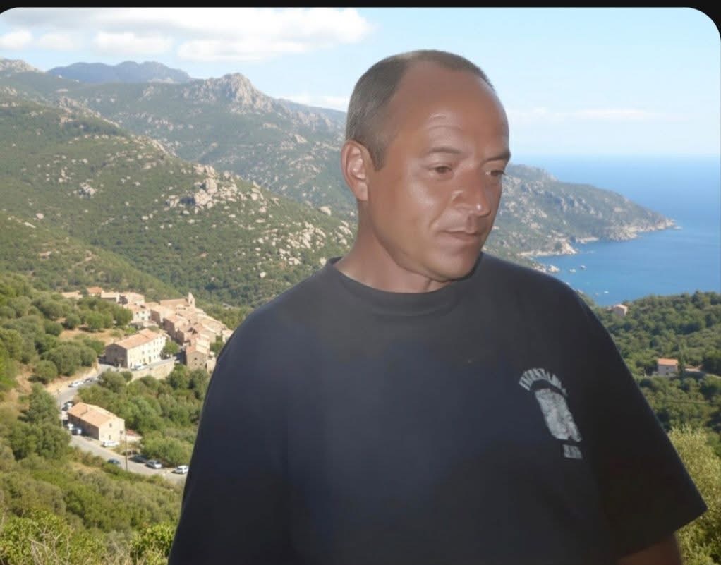 Monsieur Pierre SANTONI