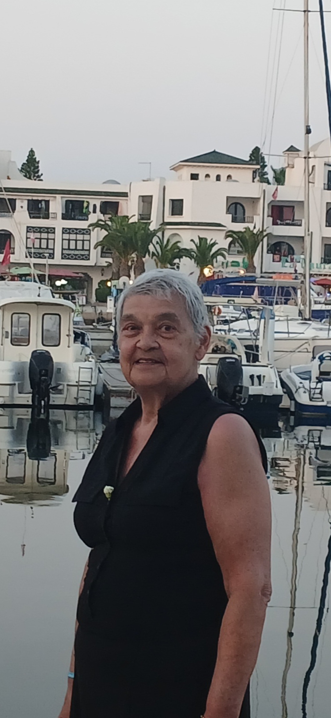 Madame Thi Lan ROBAEYS née ROBAEYS