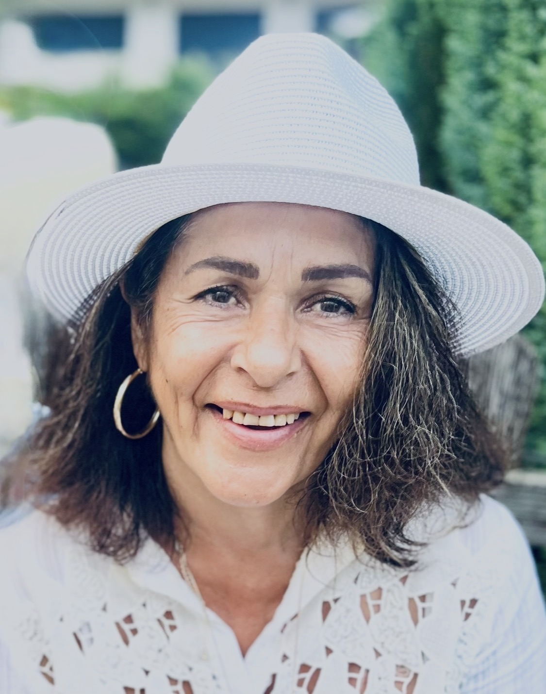 Madame Nadine Valentine Maria MAGELLAN née SIMON