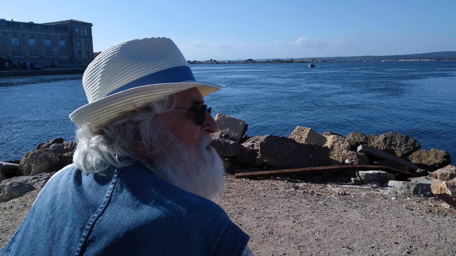 Monsieur Jean-pierre, Léon BASTID né BASTID