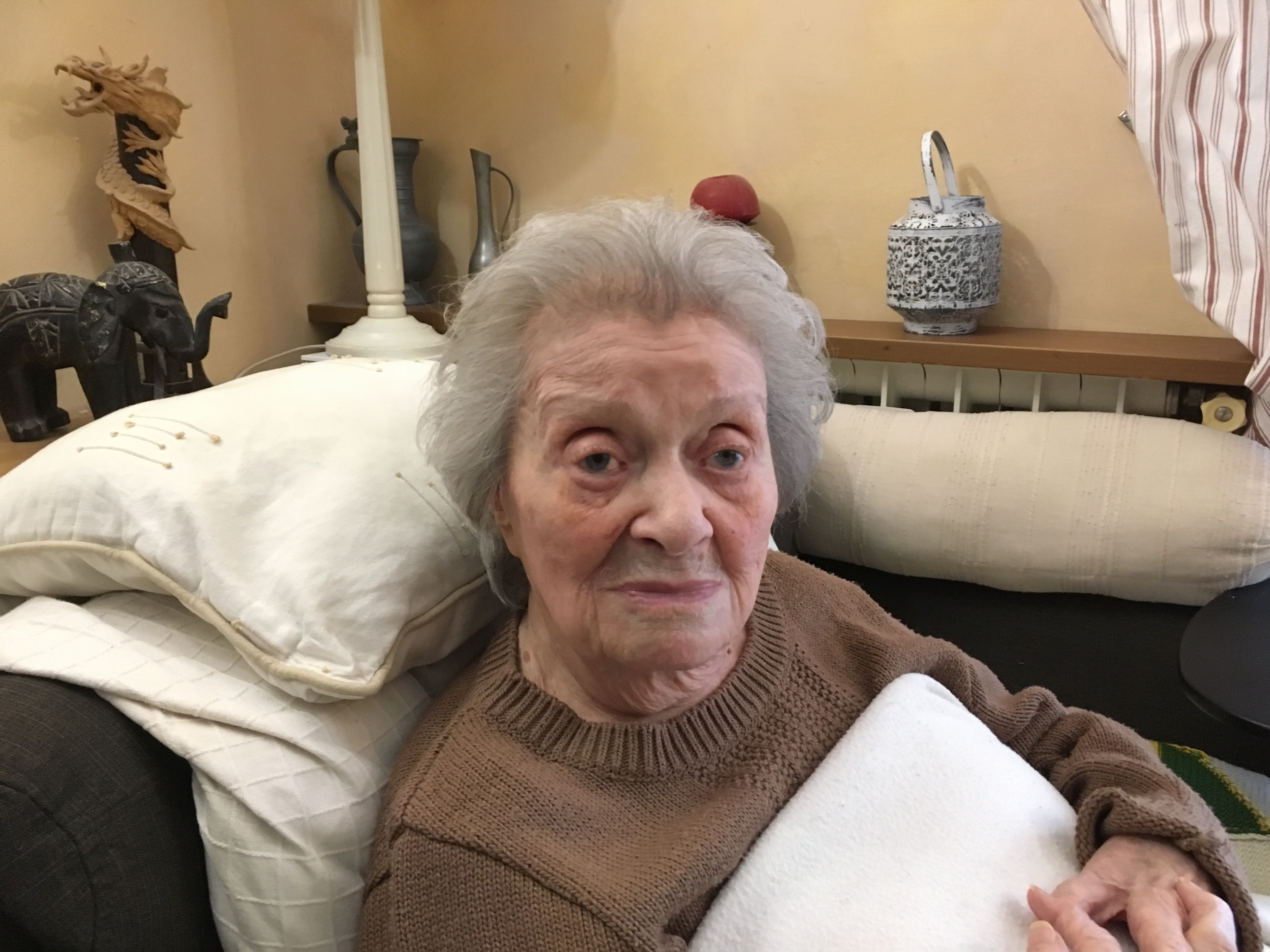 Madame Jeannine Mauricette DELACOUR née CLERC