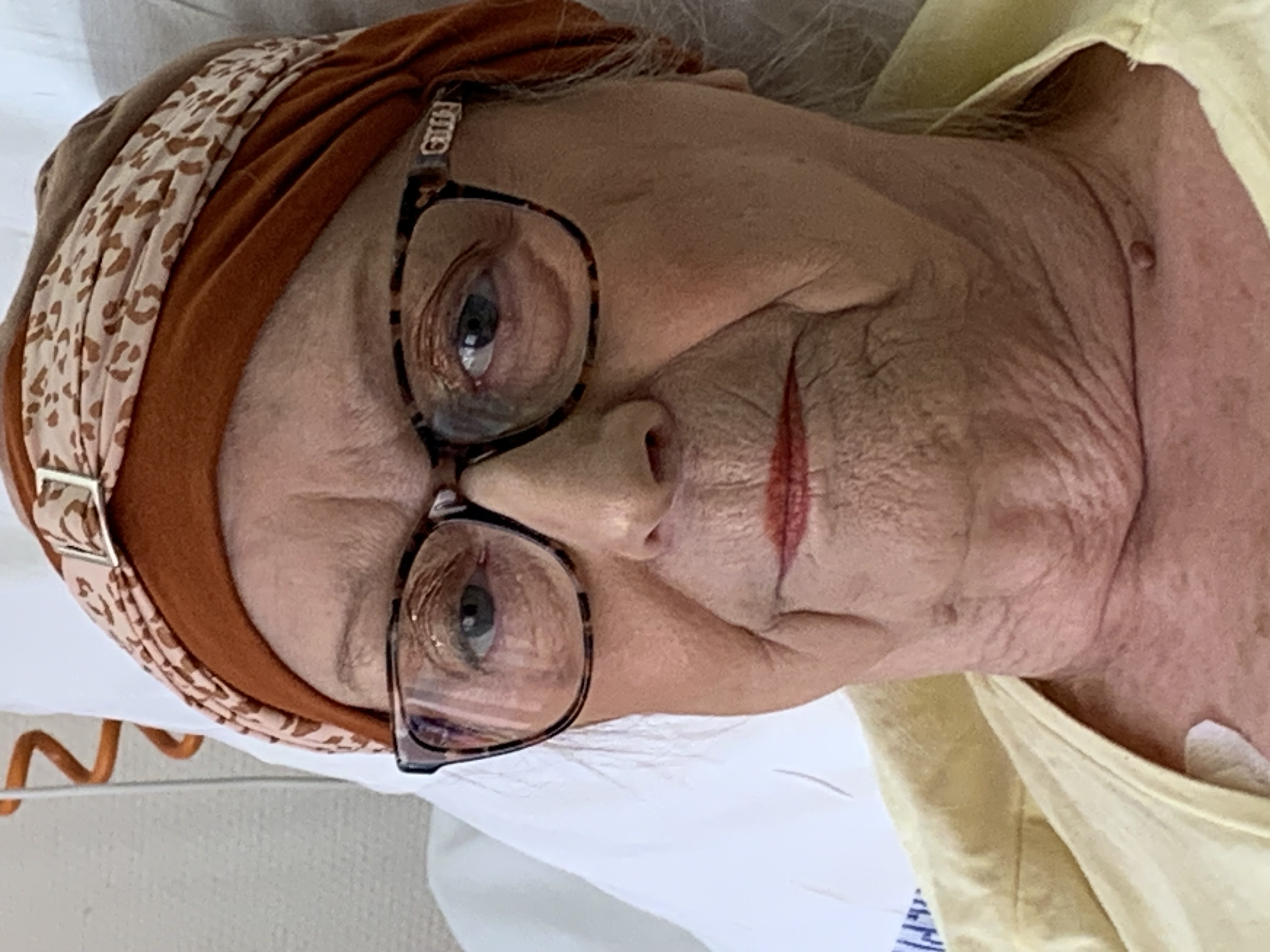 Madame Sylviane GODEFROY née GODEFROY