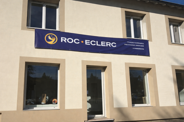 POMPES FUNEBRES ROC ECLERC - Tarare - Cimetière 