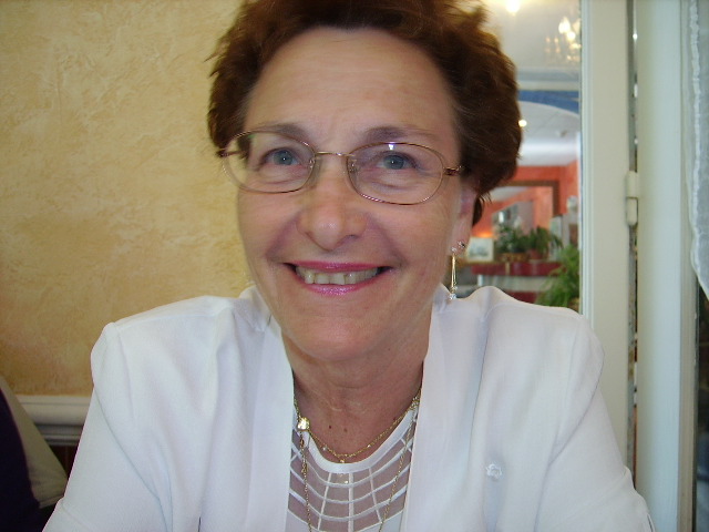 Madame Rolande GUERIN née EROSTATE