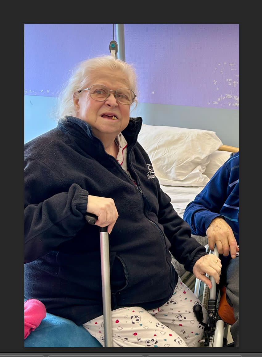 Madame Nicole TOMAS née HALFORD