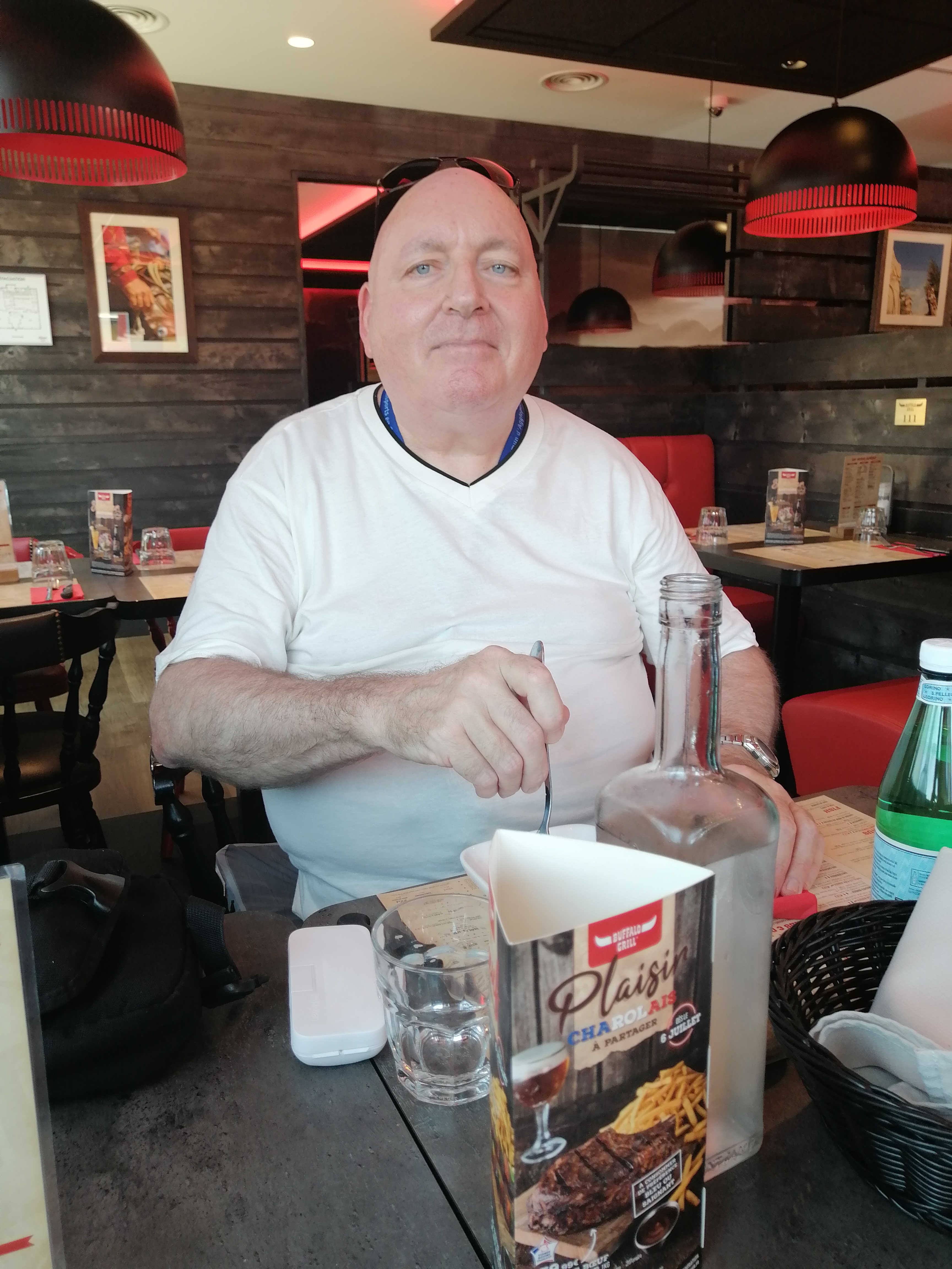 Monsieur Robert CASTINEL