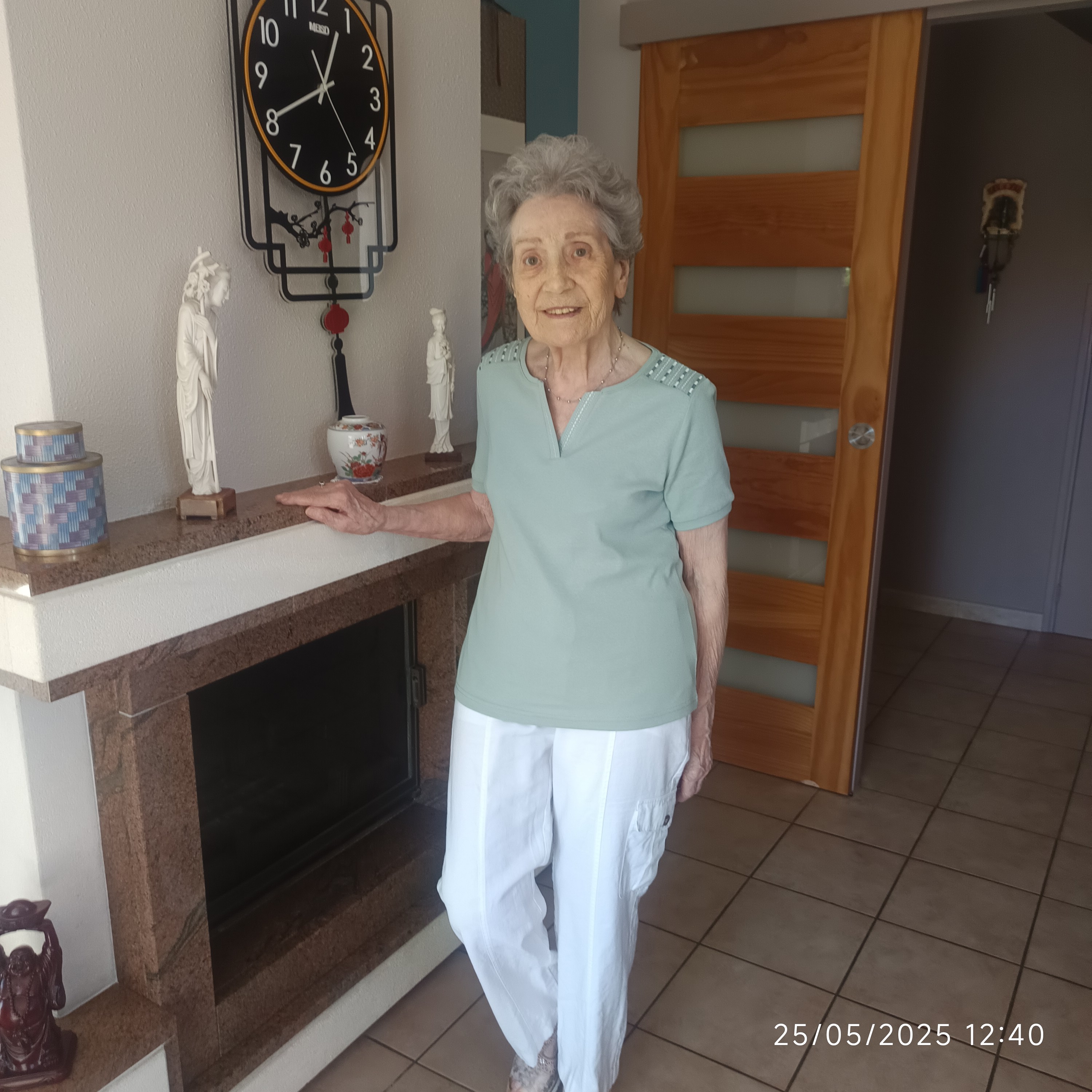 Madame Liliane GRECI née GRECI