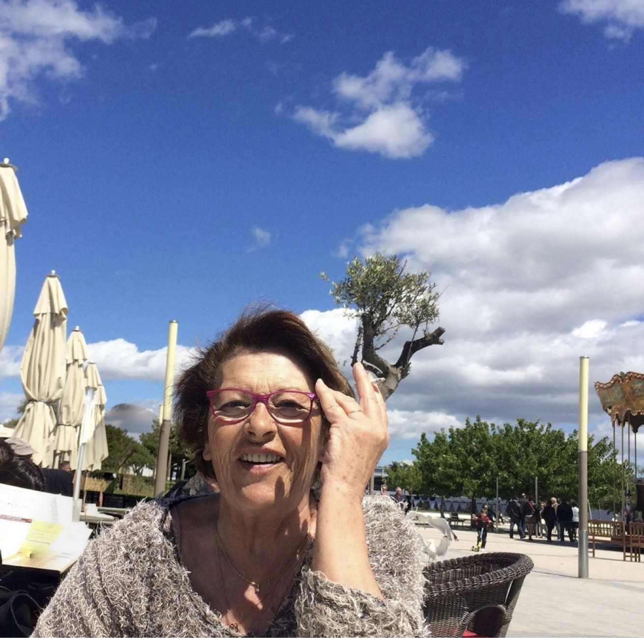 Madame Jacqueline FAURE