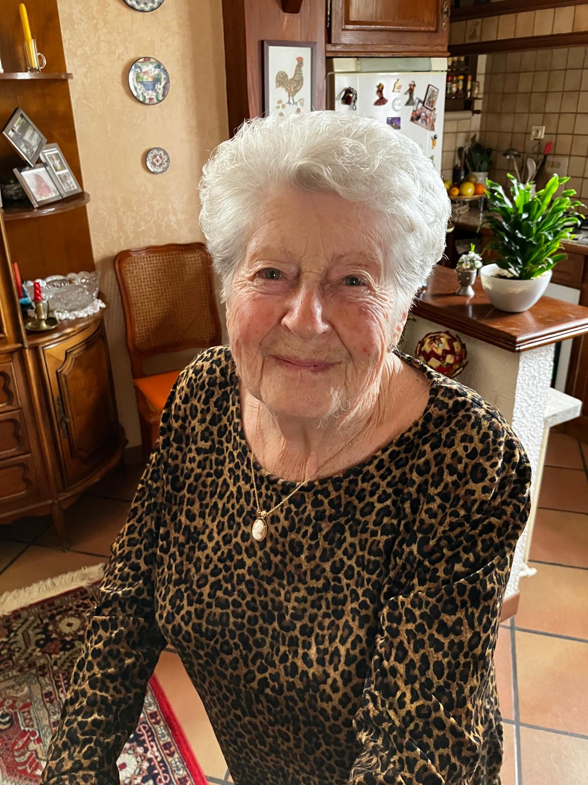 Madame Colette LOUCHART née LUIS