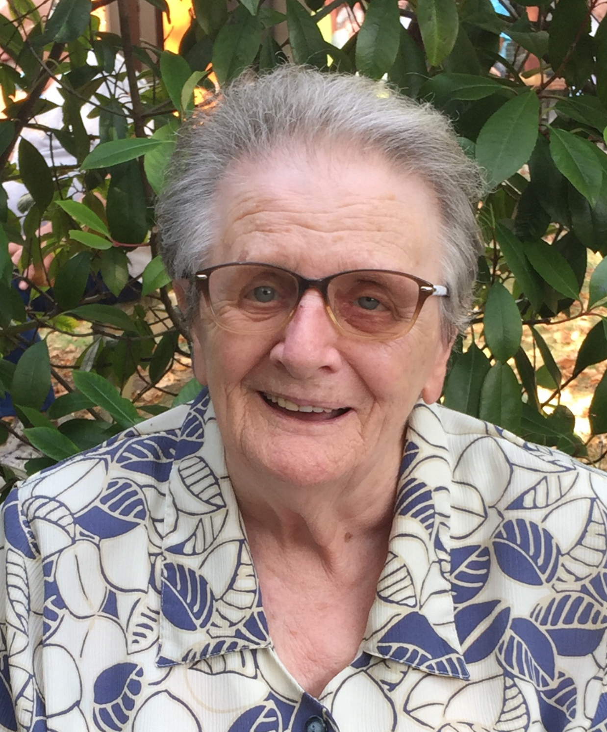Madame Jeannine MULET née POUMEAU