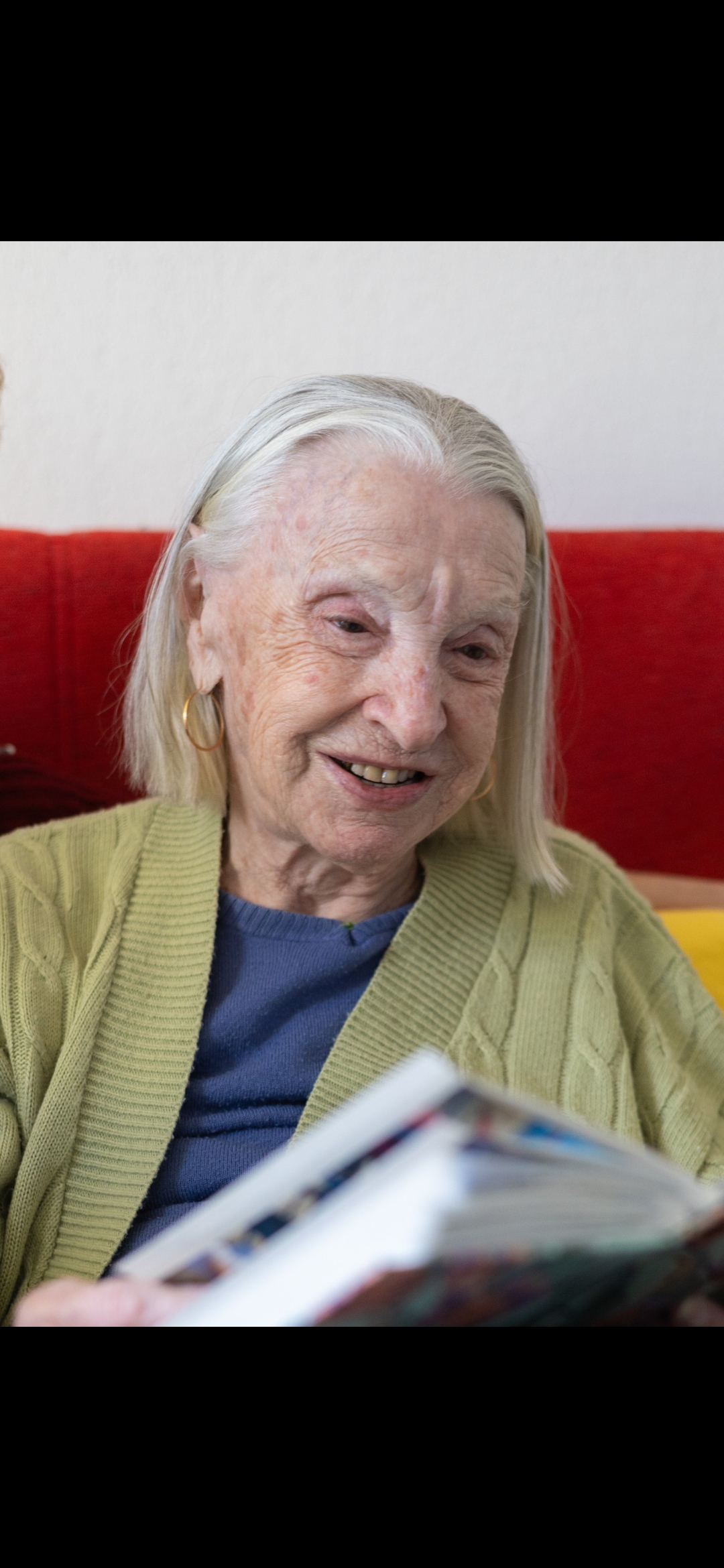 SCHULTZ Rachelle Née HUGUENIN