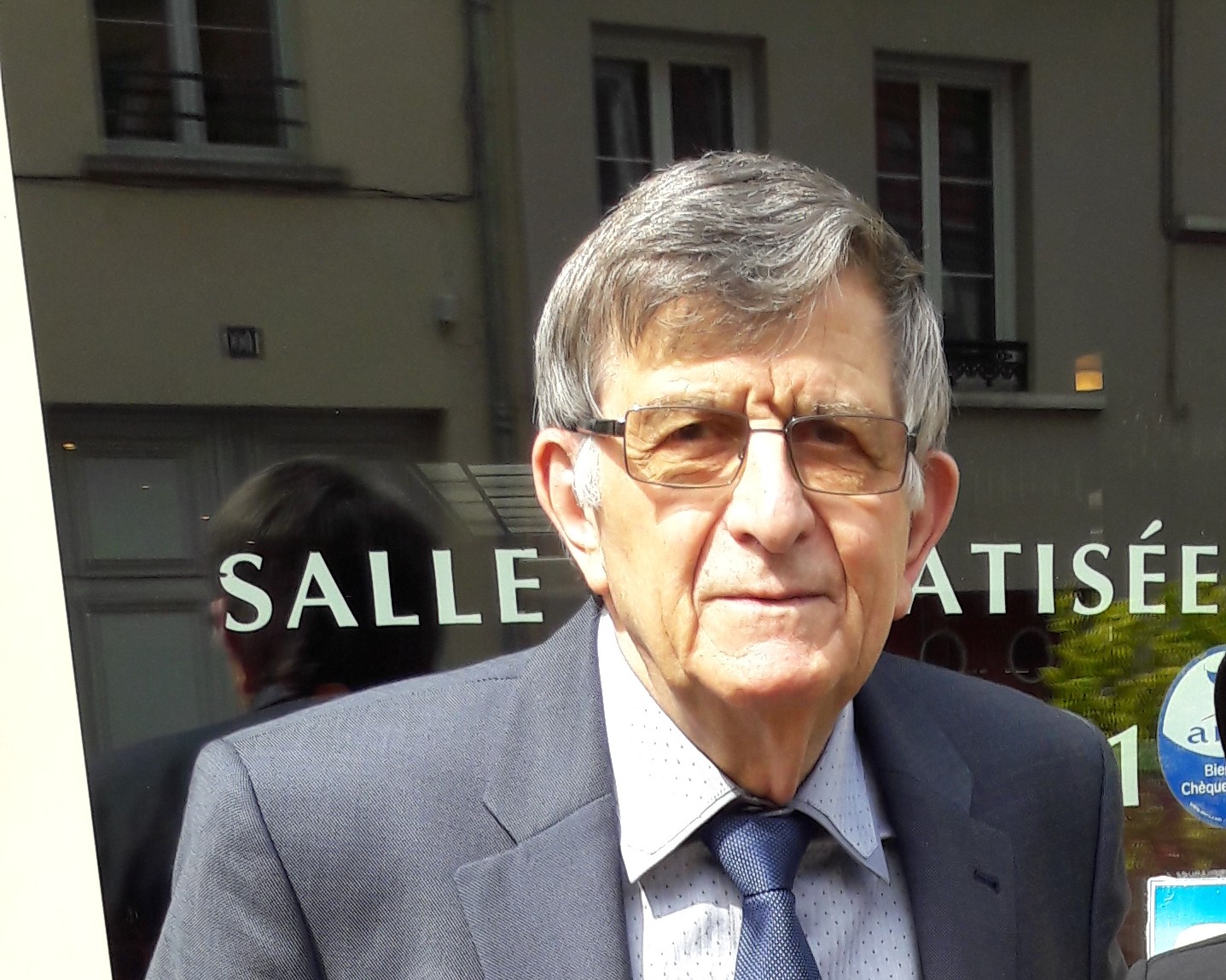 Monsieur Robert COURTONNE